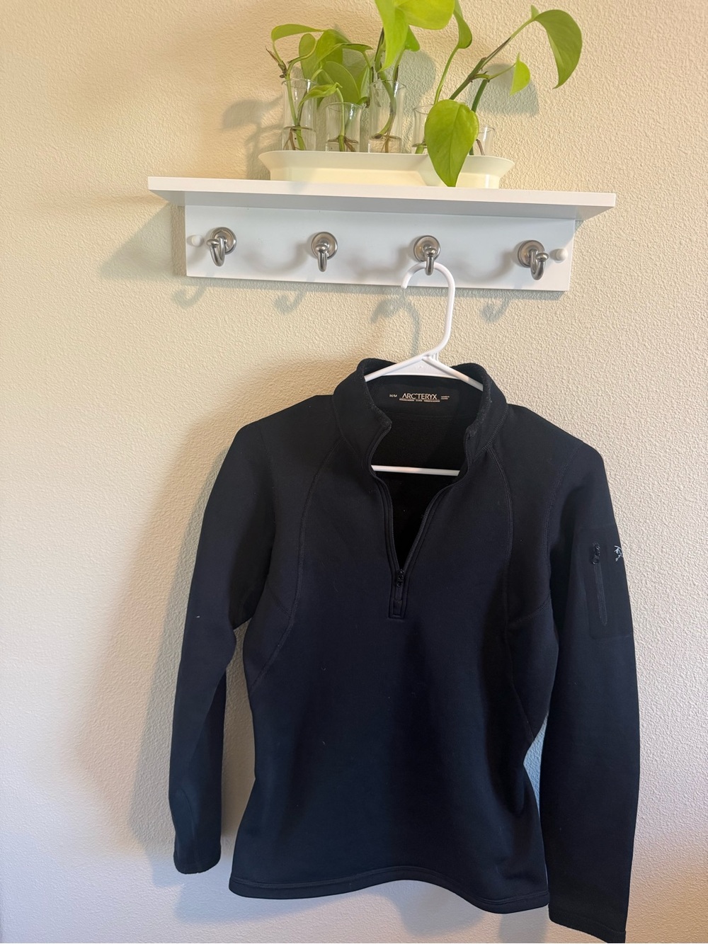 Arc'teryx Women's Black Half-Zip Turtleneck Fleece Pullover